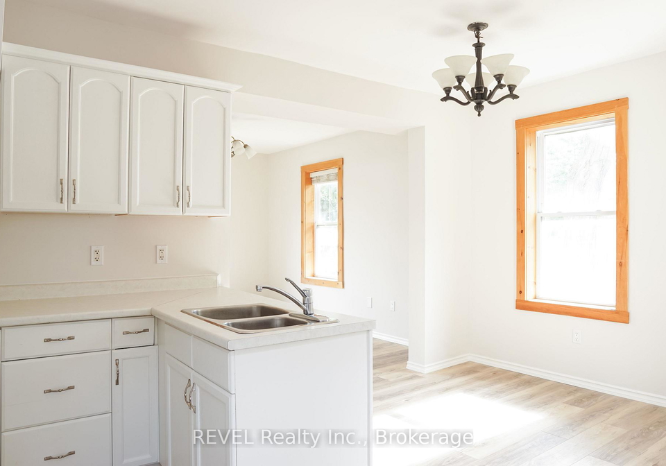 387-glendale-avenue-st-catharines-ontario-x13707464