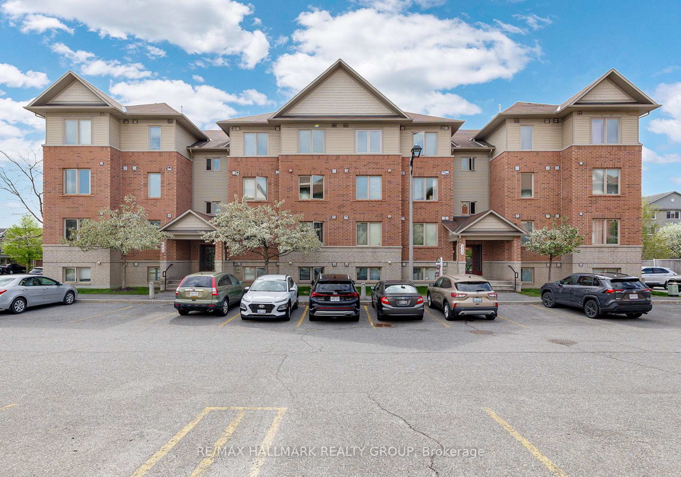 500-stonefield-private-ottawa-ontario-x13707712