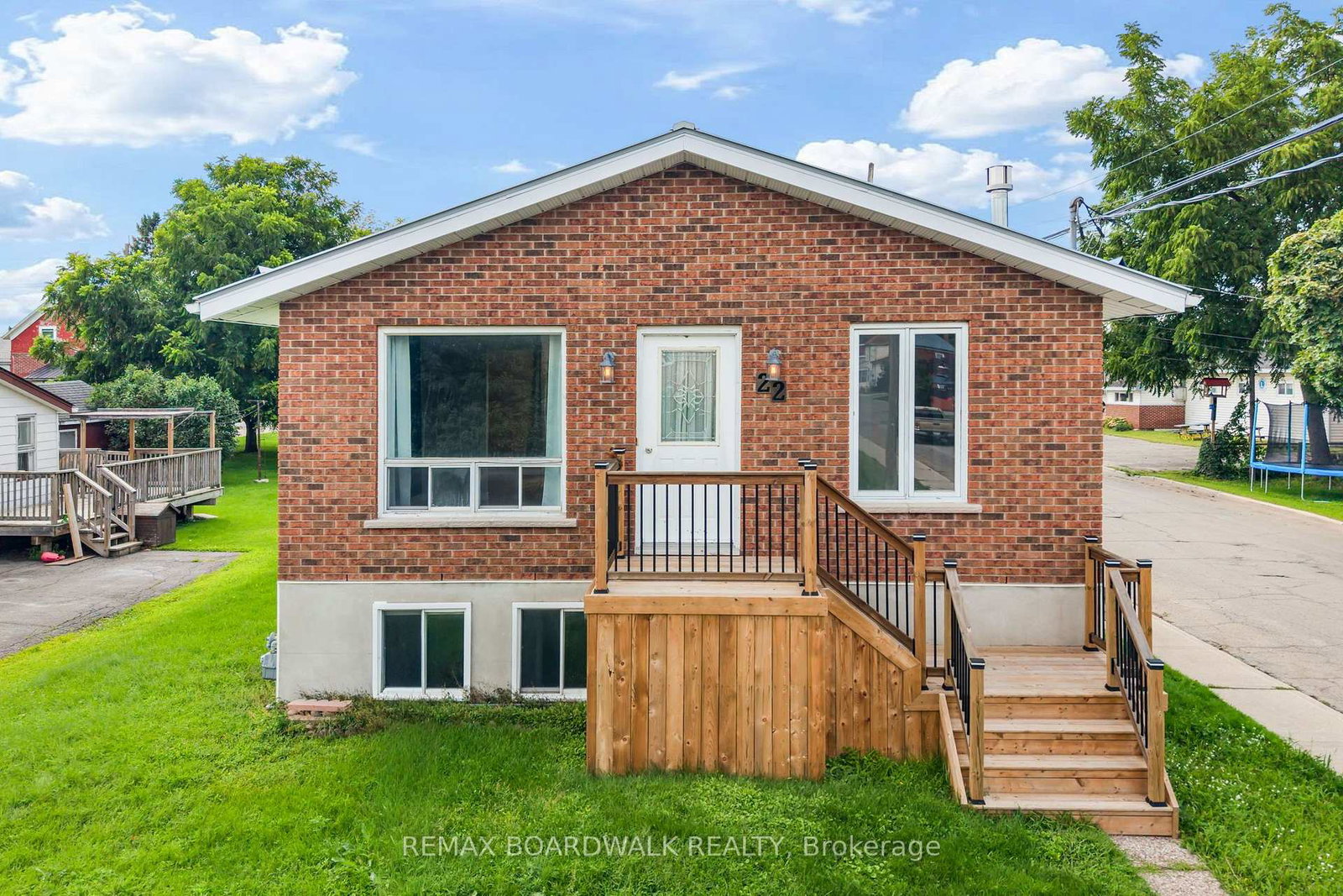 22-merrick-street-smiths-falls-ontario-x13707738