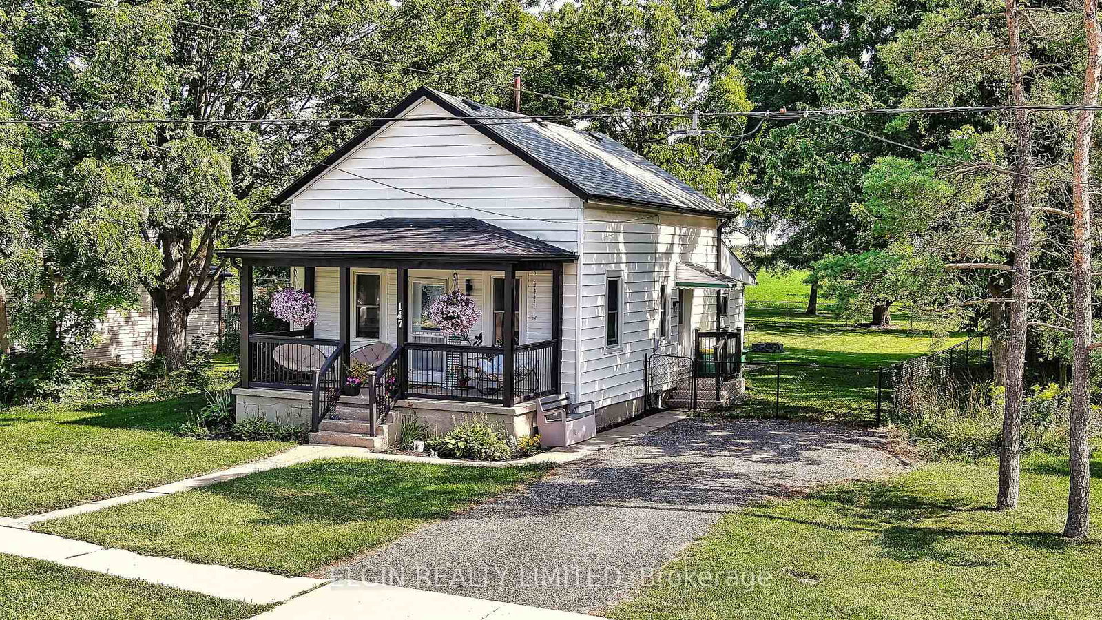 147-victoria-street-southwest-middlesex-ontario-x13707838