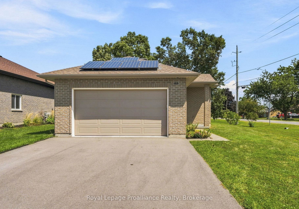 63-freedom-crescent-quinte-west-ontario-x13707870