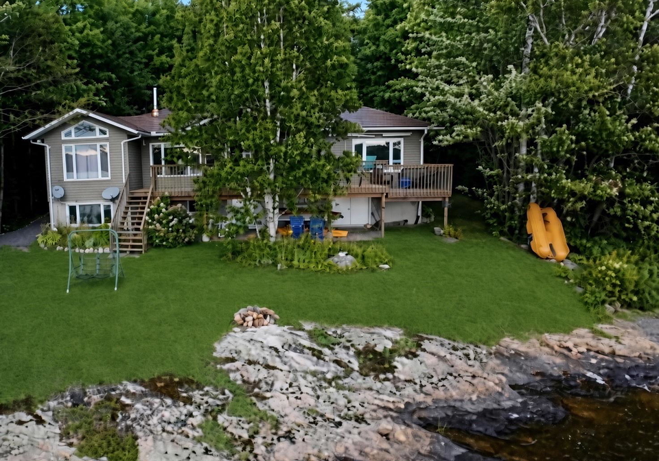 266-cheer-lake-road-strong-ontario-x13707976