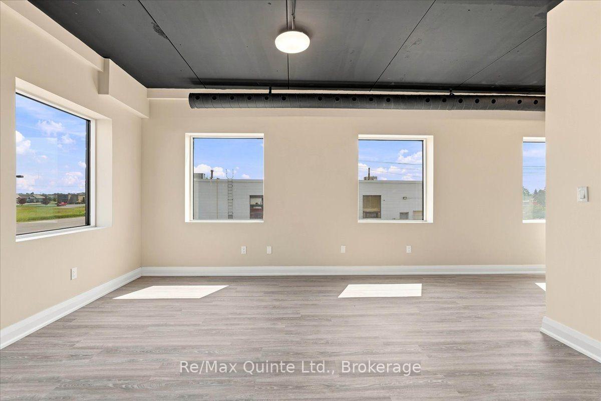 445-centre-street-greater-napanee-ontario-x13708022