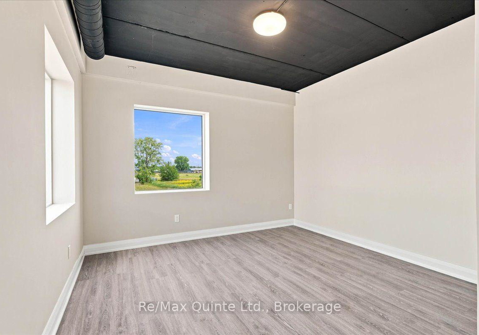 445-centre-street-n-greater-napanee-ontario-x13708026
