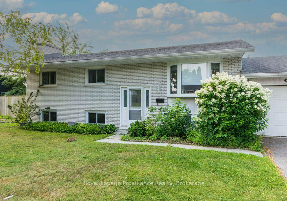 4-oneil-crescent-quinte-west-ontario-x13708106