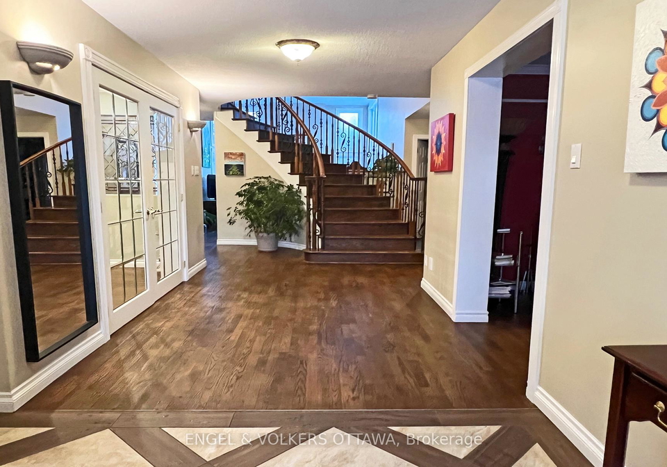 736-hauteview-crescent-ottawa-ontario-x13708168