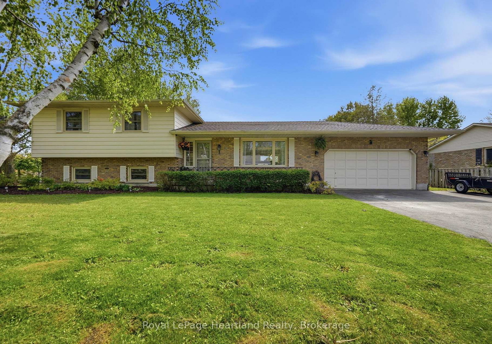 36589-dunlop-drive-ashfield-colborne-wawanosh-ontario-x13708338