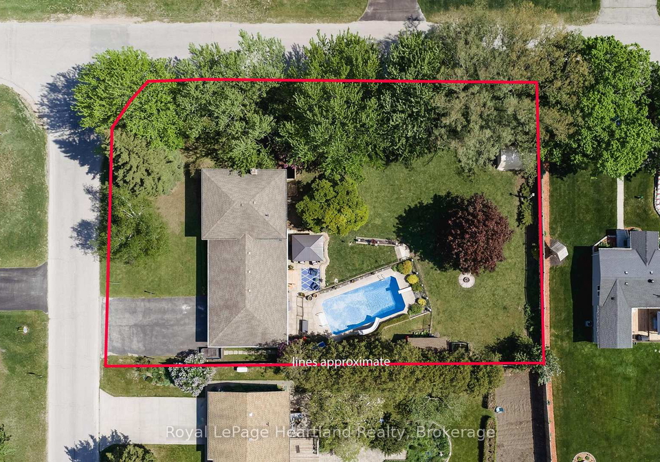 36589-dunlop-drive-ashfield-colborne-wawanosh-ontario-x13708338