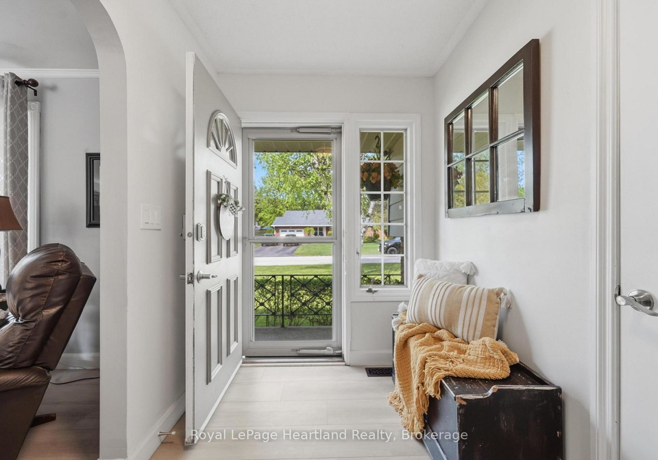 36589-dunlop-drive-ashfield-colborne-wawanosh-ontario-x13708338