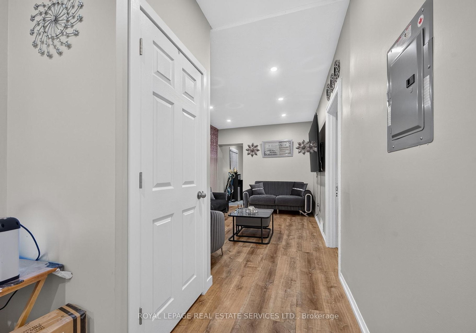 62-erie-avenue-hamilton-ontario-x13708376