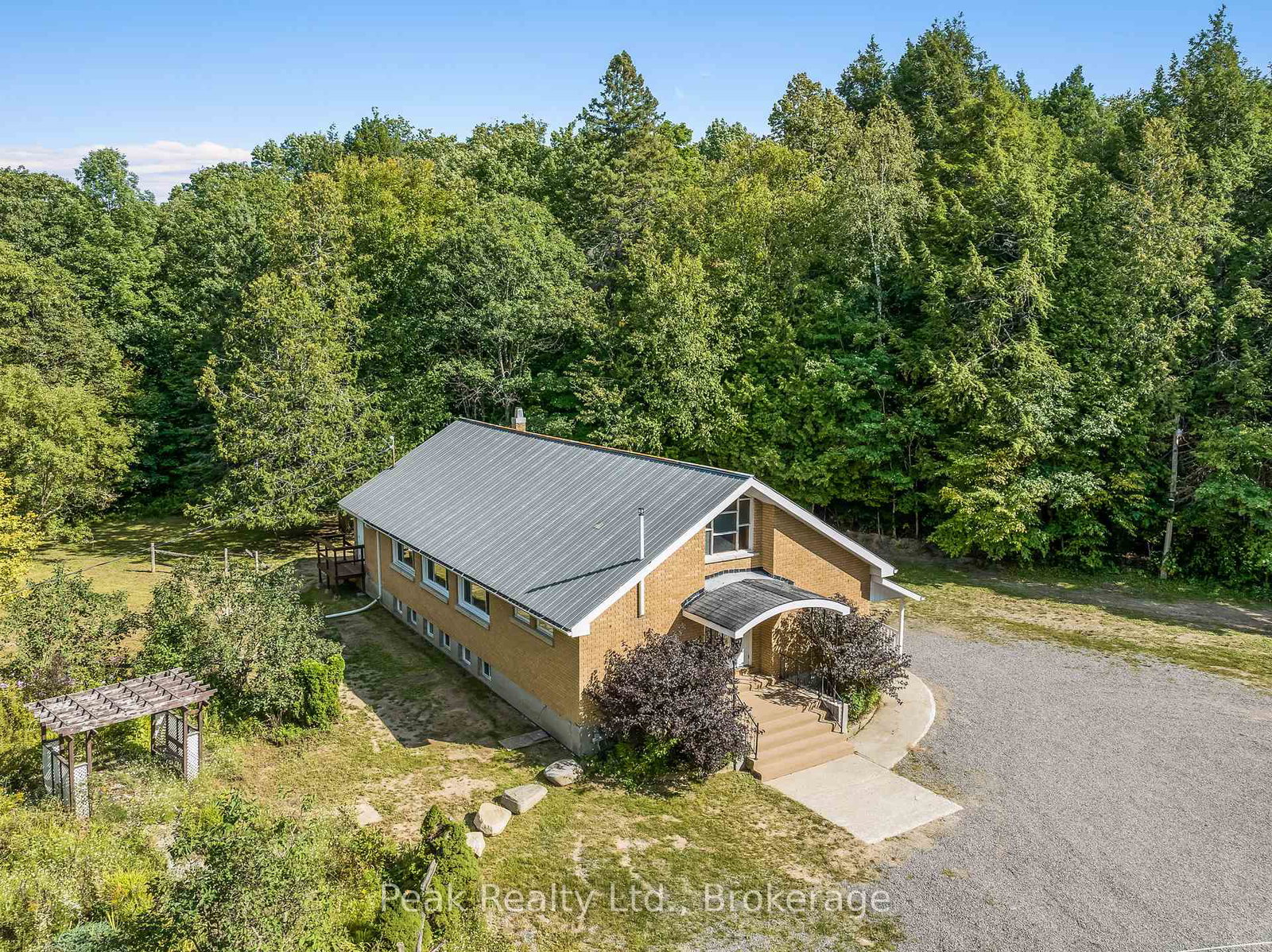 1812-frontenac-road-greater-madawaska-ontario-x13708518