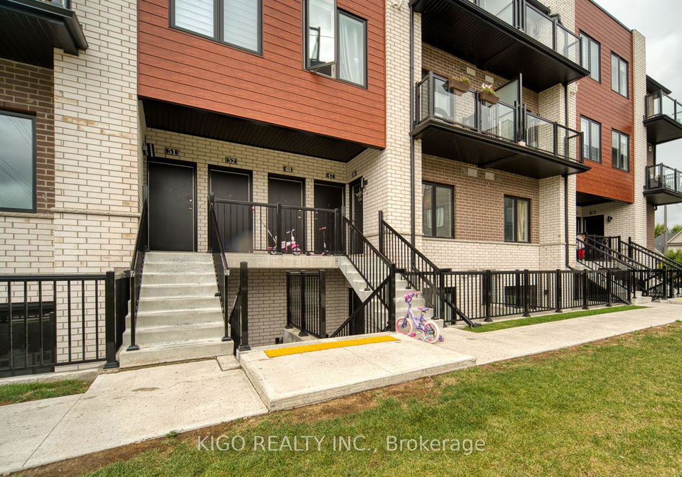 10-south-creek-drive-kitchener-ontario-x13708664