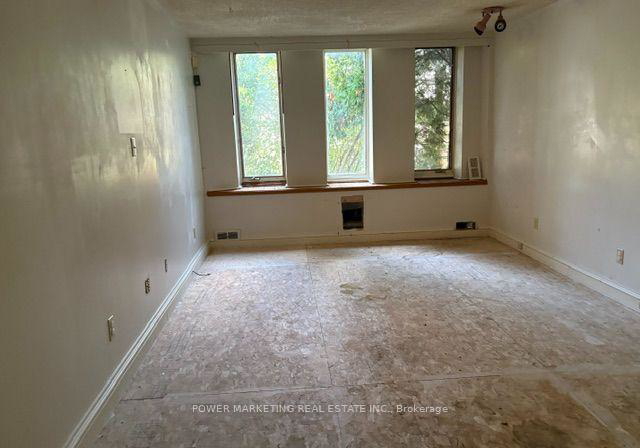 35-pinhey-street-ottawa-ontario-x13708768