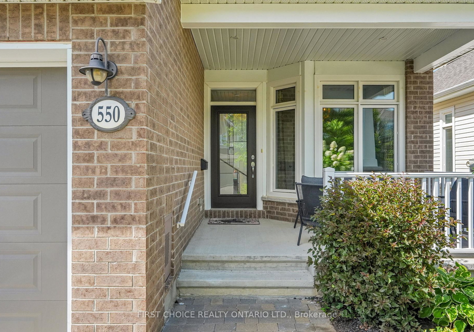 550-silverbell-crescent-ottawa-ontario-x13708792