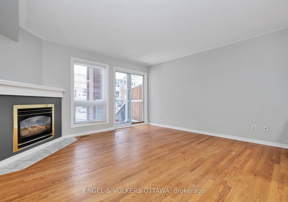 301-nepean-street-ottawa-ontario-x13708918