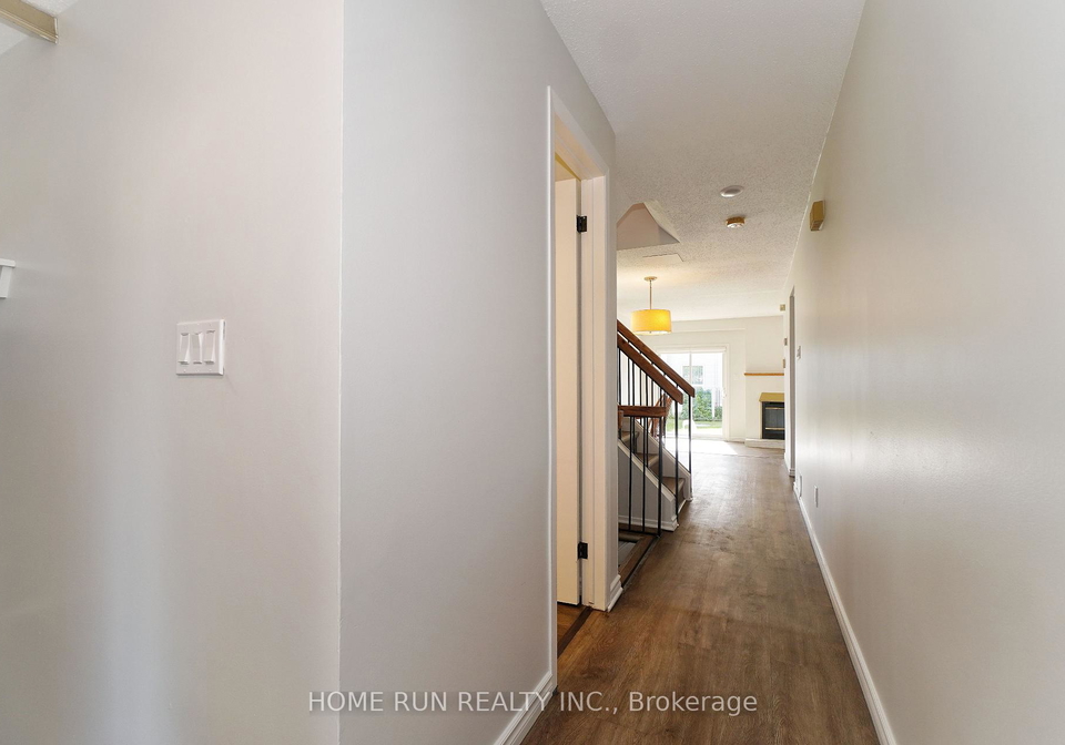 28-castlebrook-lane-ottawa-ontario-x13708934