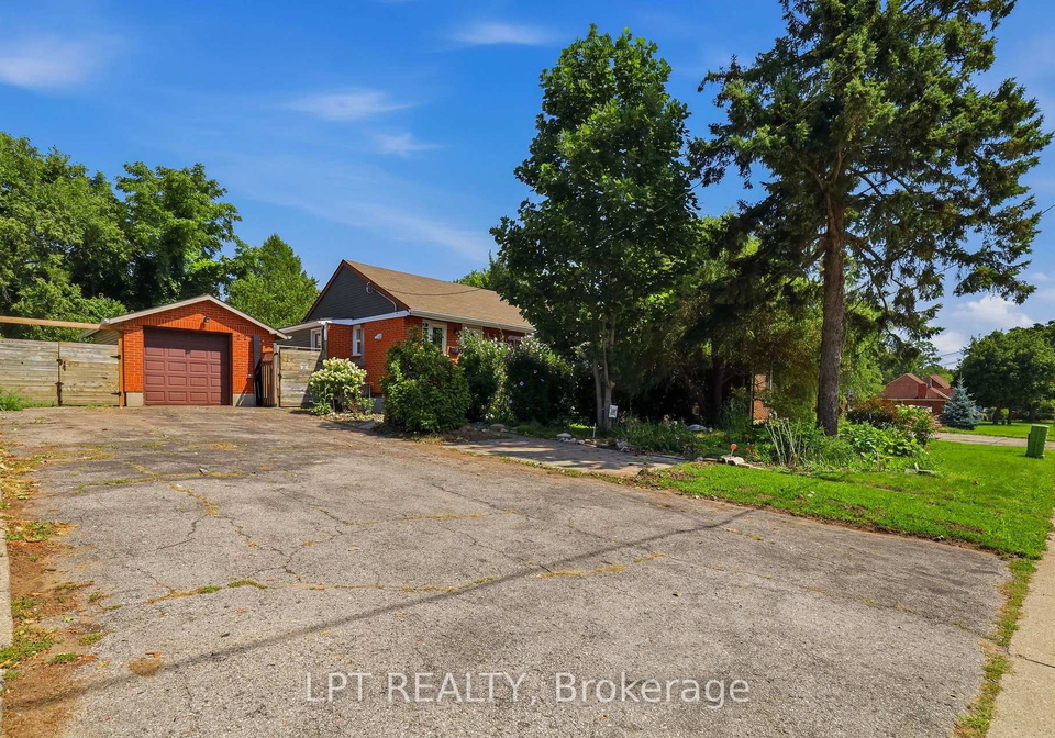 228-highbury-avenue-n-london-east-ontario-x13708936