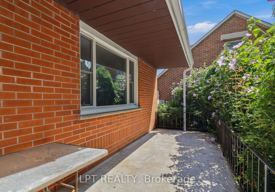 228-highbury-avenue-n-london-east-ontario-x13708936