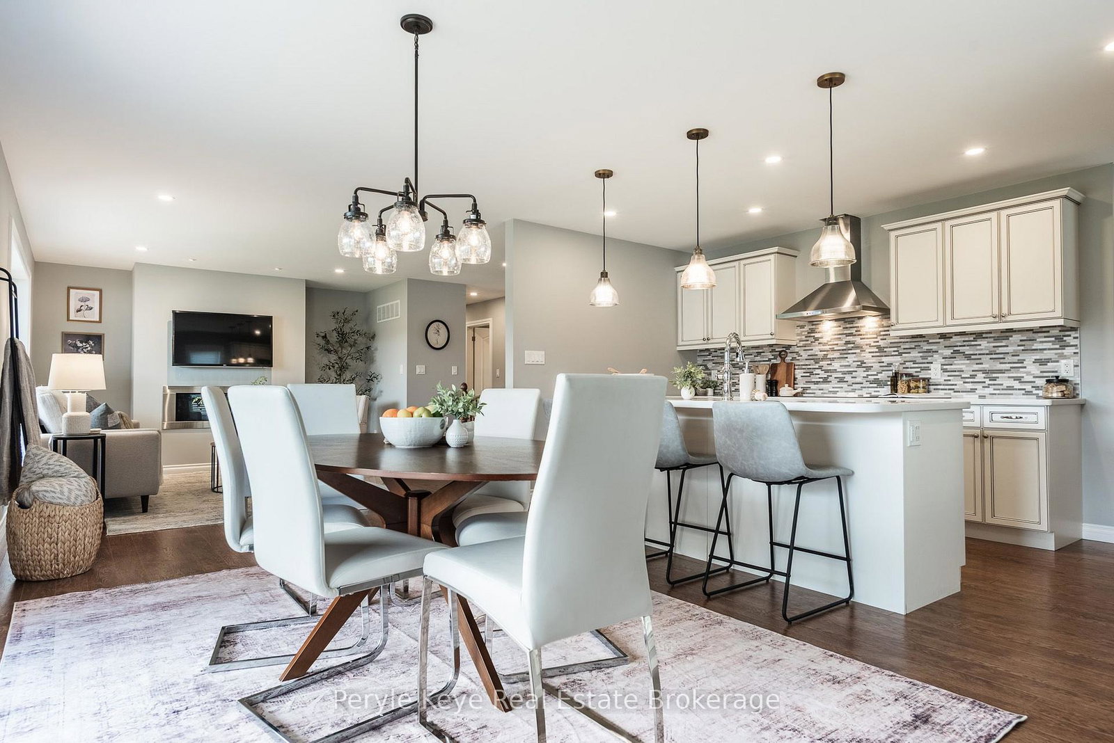 9-gainsborough-road-bracebridge-ontario-x13709098