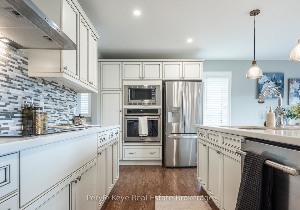 9-gainsborough-road-bracebridge-ontario-x13709098