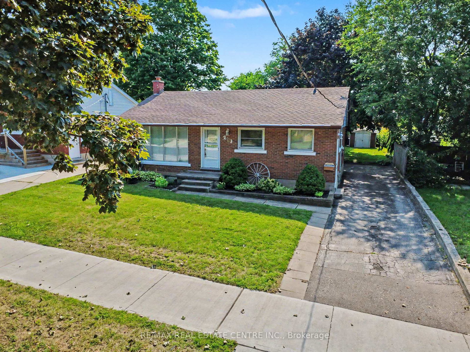 209-franklin-street-s-kitchener-ontario-x13709140