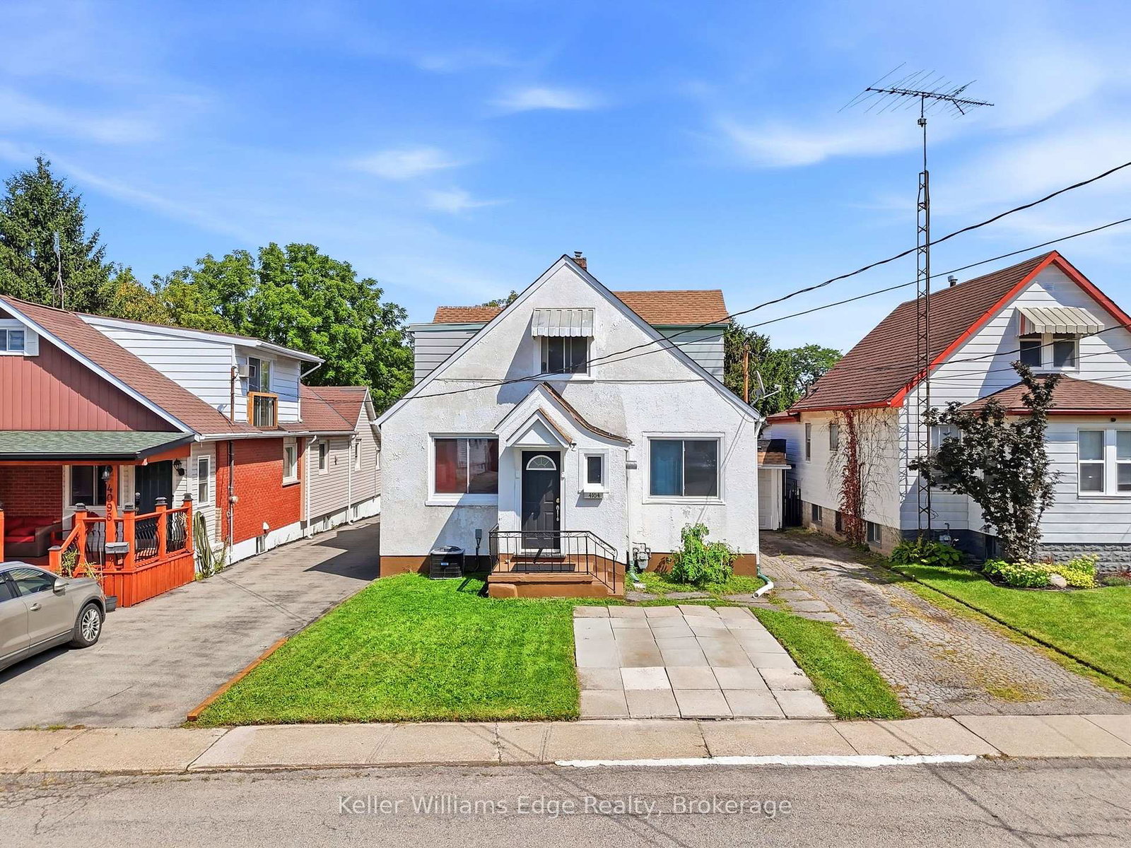 4104-broughton-avenue-niagara-falls-ontario-x13709192
