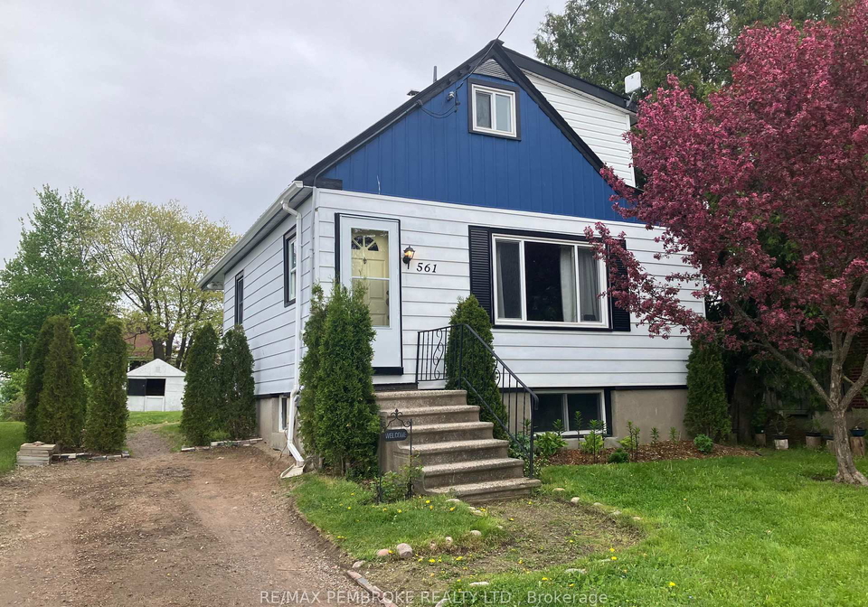 561-hamilton-street-w-laurentian-valley-ontario-x13709200