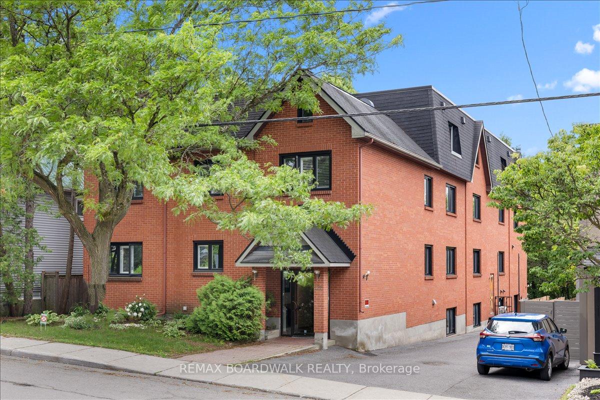 222-russell-avenue-ottawa-ontario-x13709302