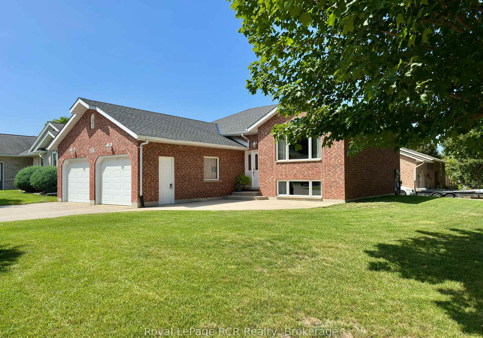 238-4th-street-crescent-hanover-ontario-x13709316