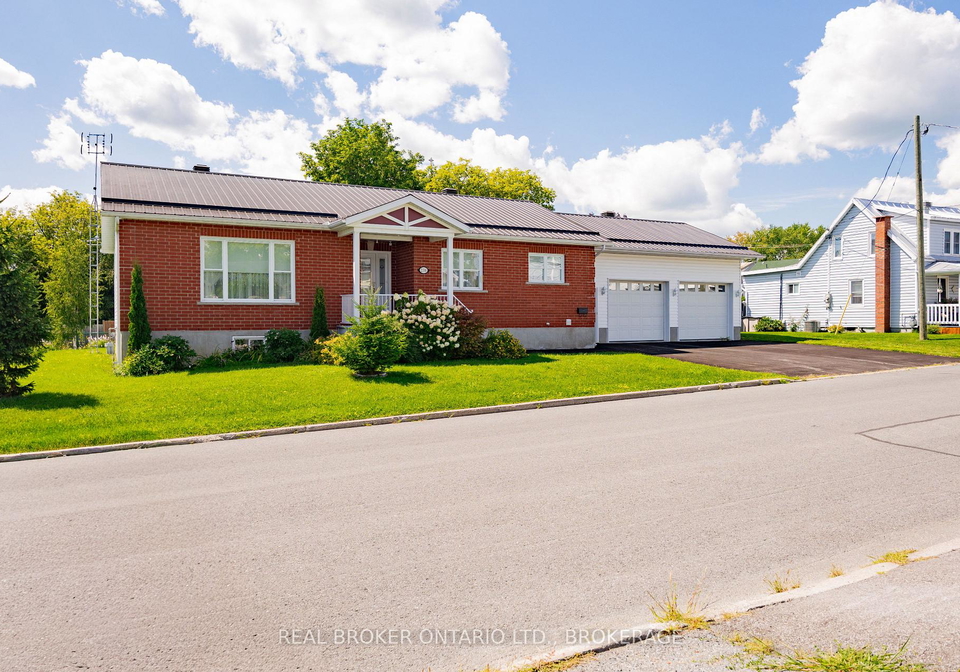 238-bishop-street-s-north-glengarry-ontario-x13709402
