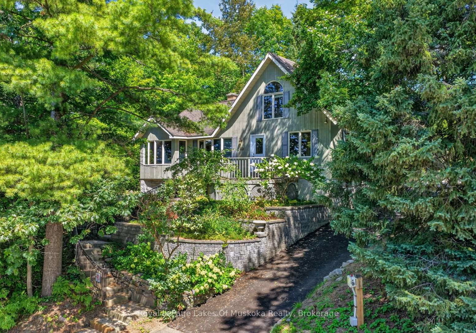 40-entrance-drive-bracebridge-ontario-x13709404