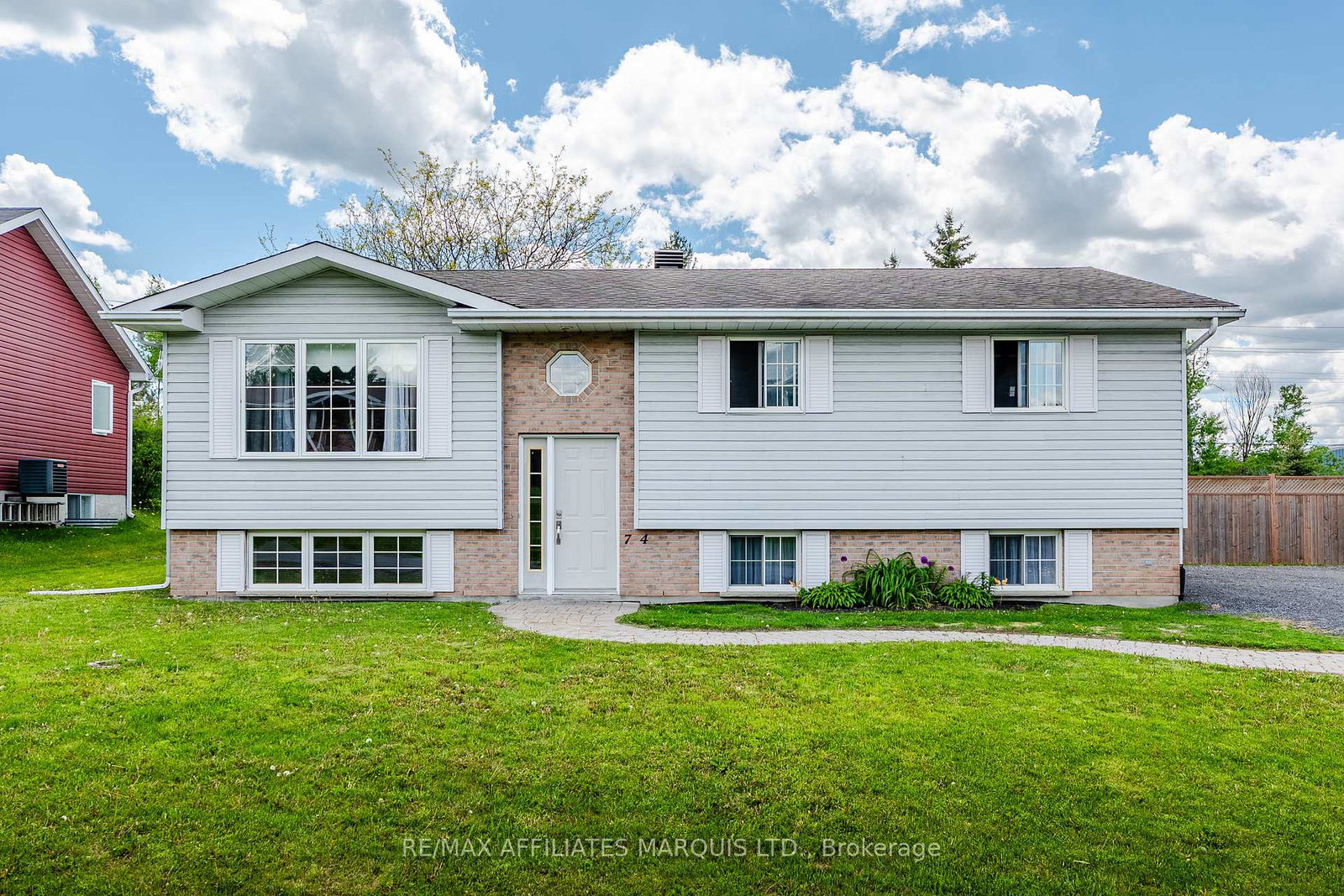 74-columbia-avenue-south-stormont-ontario-x13709408