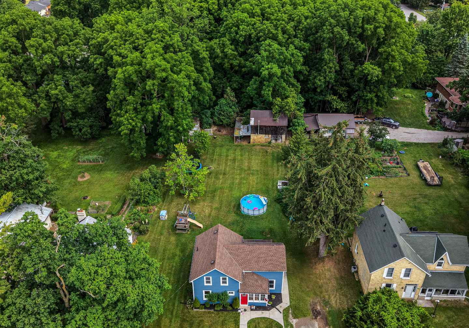 9-union-street-e-lambton-shores-ontario-x13709412