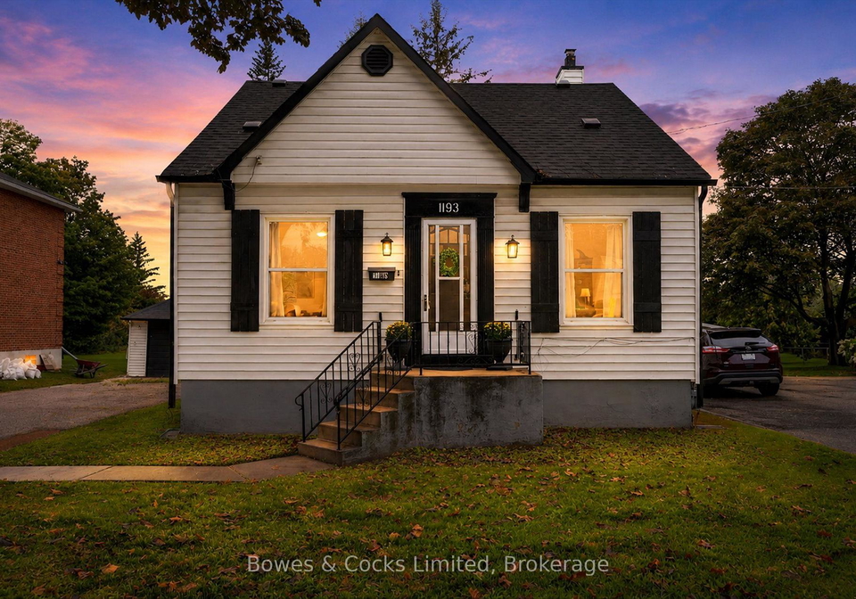 1193-clonsilla-avenue-peterborough-ontario-x13709460