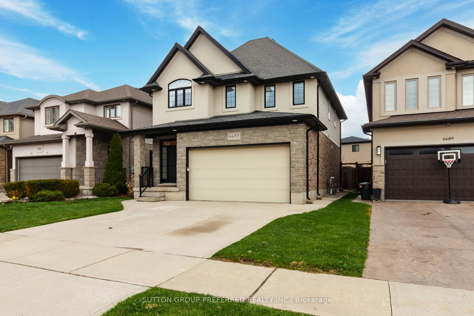 6685-navin-crescent-london-south-ontario-x13709468