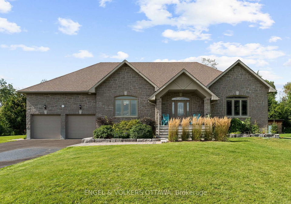 557-tullamore-street-ottawa-ontario-x13709558