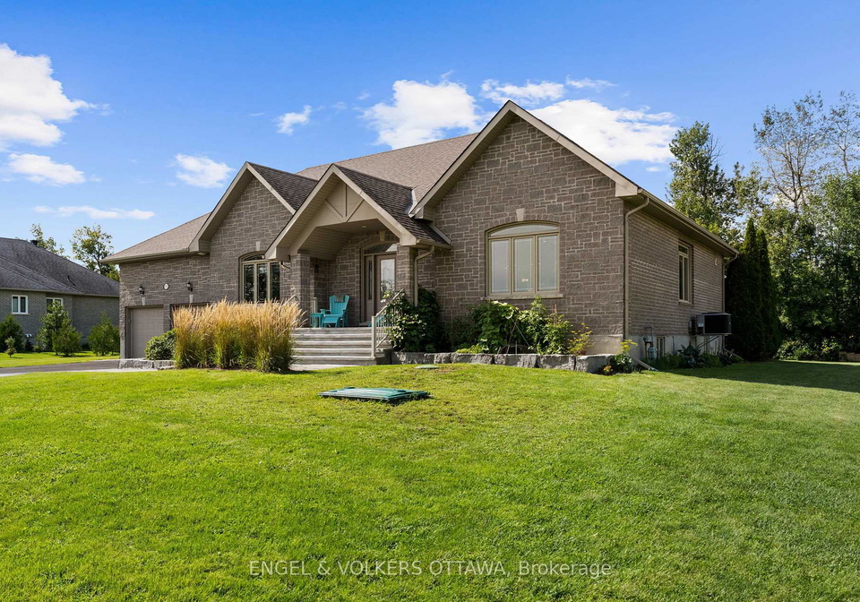 557-tullamore-street-ottawa-ontario-x13709558