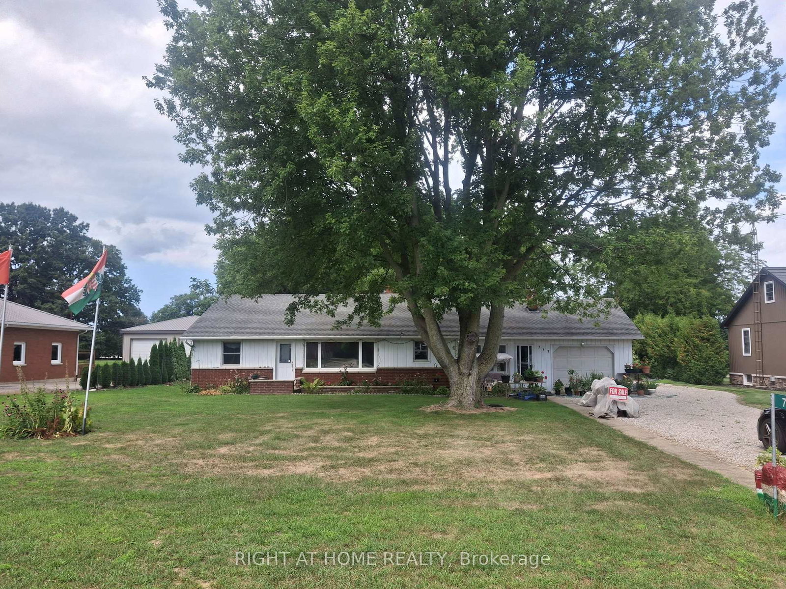 717-mersea-road-6-e-leamington-ontario-x13709566