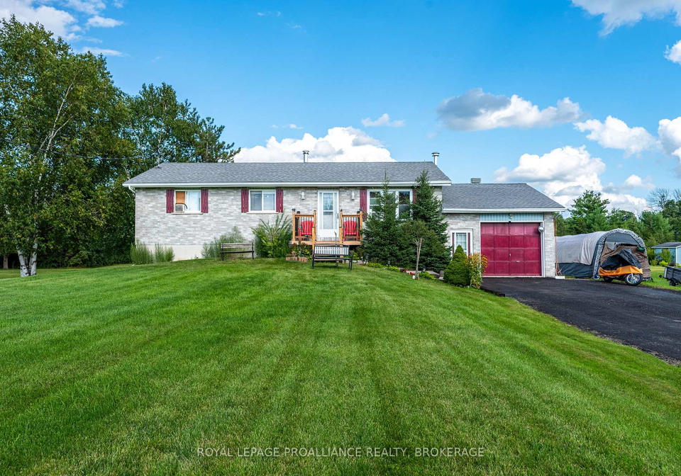 96-colebrook-road-stone-mills-ontario-x13709692