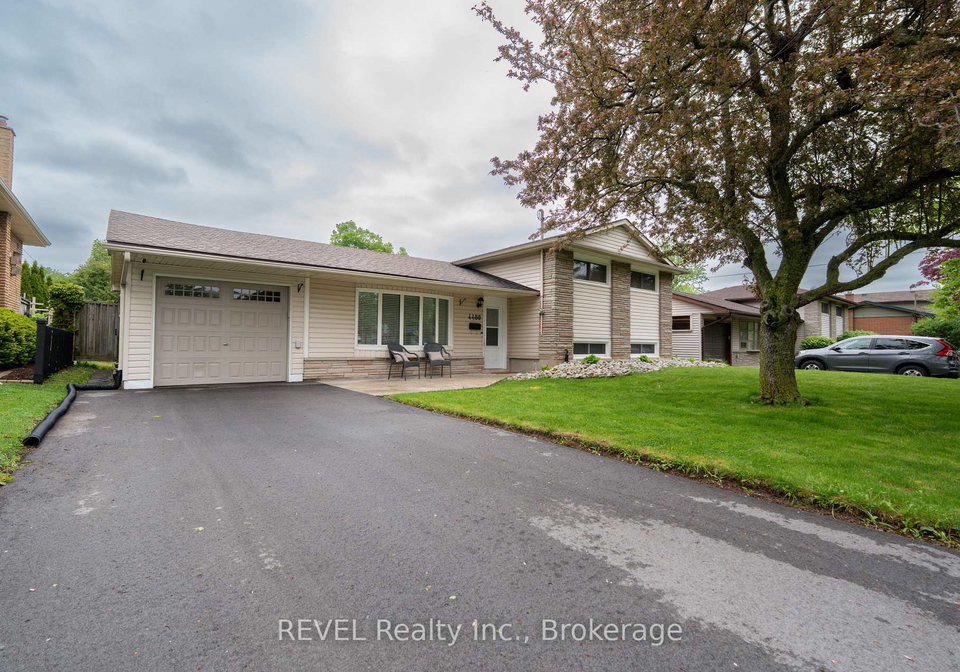4480-queensway-gardens-niagara-falls-ontario-x13709710