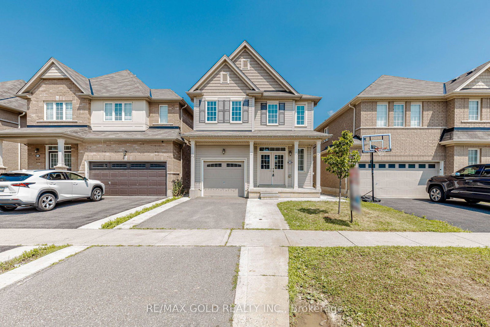 70-longboat-run-w-brantford-ontario-x13709740