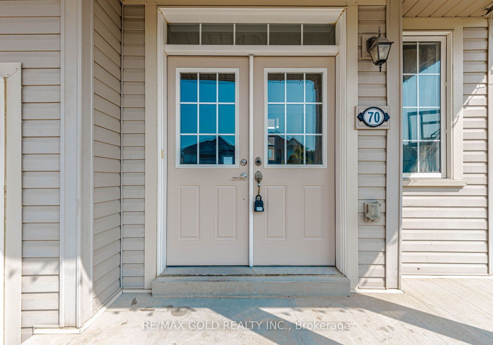 70-longboat-run-w-brantford-ontario-x13709740