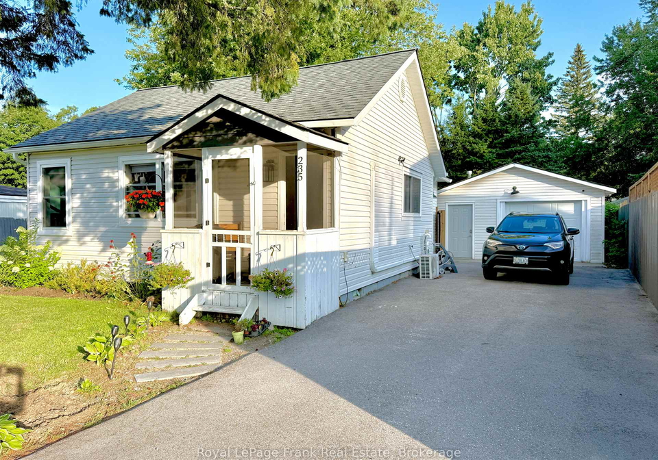 235-kingswood-drive-gravenhurst-ontario-x13709810