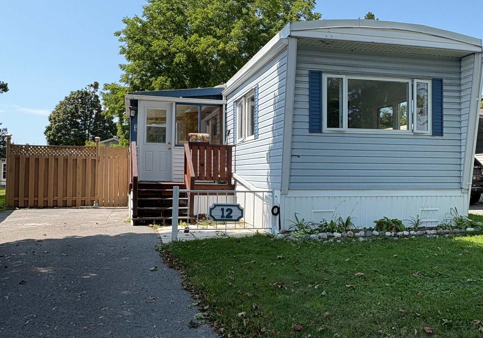 12-wentworth-drive-kingston-ontario-x13709924