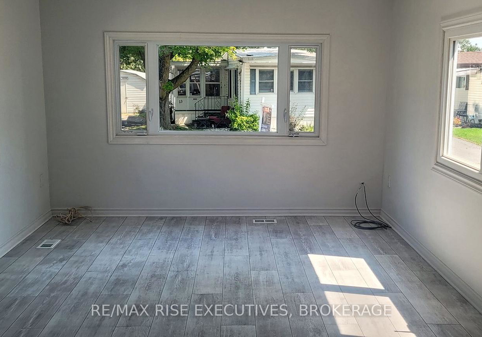12-wentworth-drive-kingston-ontario-x13709924