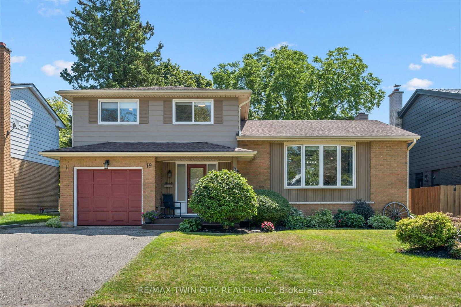 19-mcgarry-drive-kitchener-ontario-x13709968
