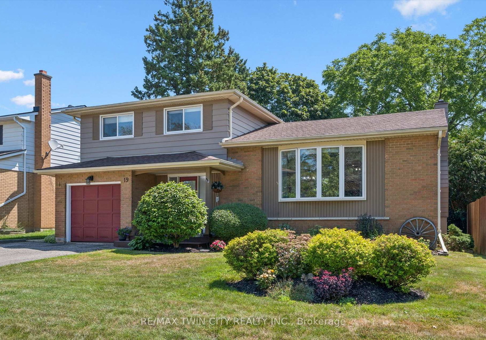 19-mcgarry-drive-kitchener-ontario-x13709968