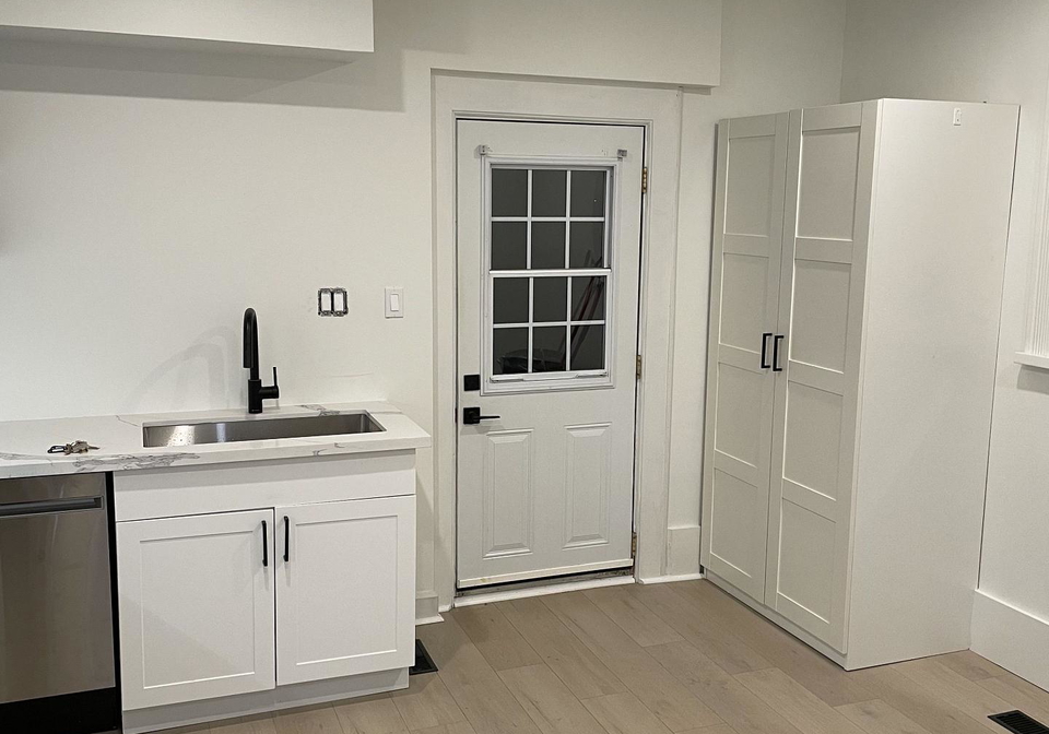104-aylmer-street-n-peterborough-ontario-x13710024