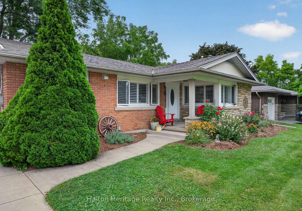 9-strathearn-avenue-grimsby-ontario-x13710138