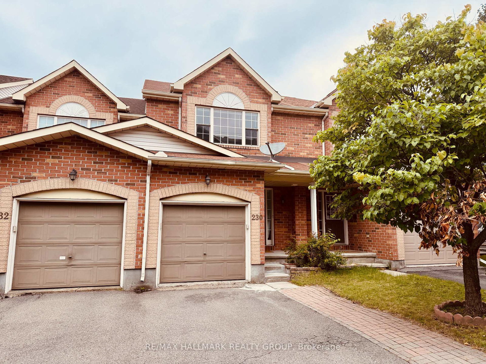230-westvalley-private-ottawa-ontario-x13710218